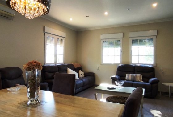 Resale - Villa - Alcoy