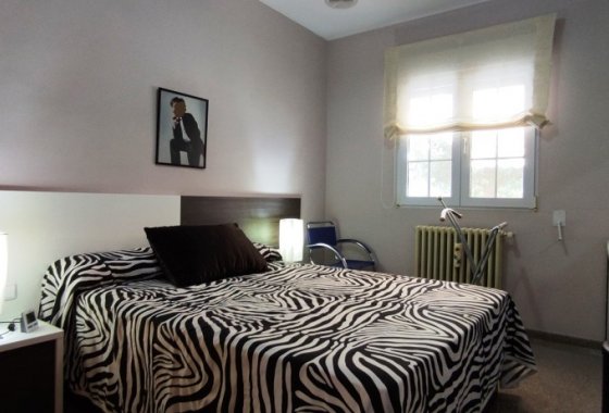 Resale - Villa - Alcoy