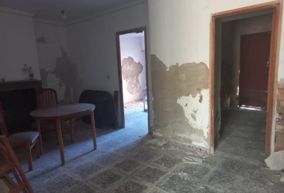 Wiederverkauf - Stadthaus - Planes