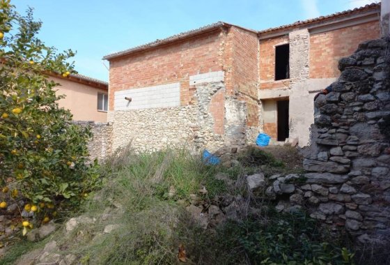 Wiederverkauf - Stadthaus - Planes