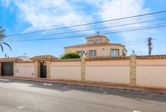 Reventa - Villa - Torrevieja