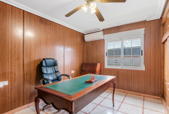 Reventa - Villa - Torrevieja