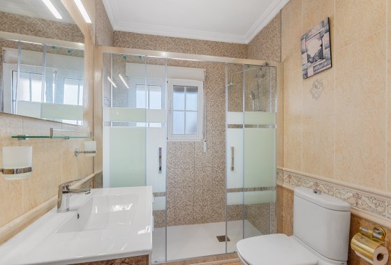 Reventa - Villa - Torrevieja