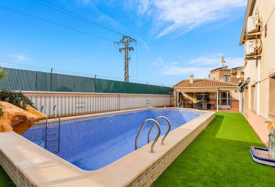 Reventa - Villa - Torrevieja