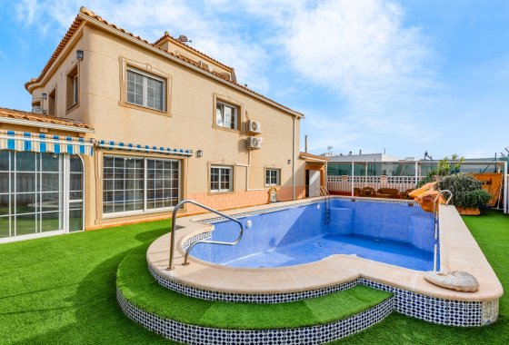 Reventa - Villa - Torrevieja