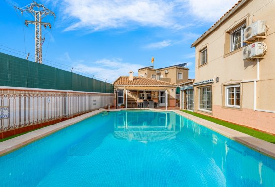 Reventa - Villa - Torrevieja