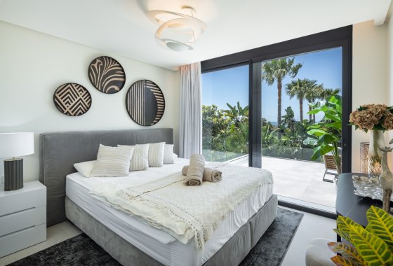 Resale - Villa - Marbella - East Marbella