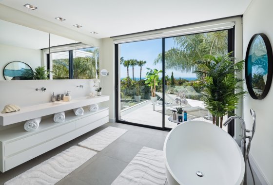 Resale - Villa - Marbella - East Marbella