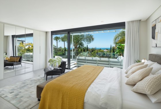 Resale - Villa - Marbella - East Marbella