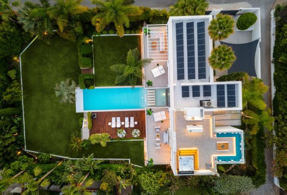 Resale - Villa - Marbella - East Marbella