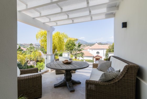 Resale - Villa - Marbella - Nueva Andalucía