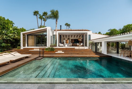 Resale - Villa - Marbella - Nueva Andalucía