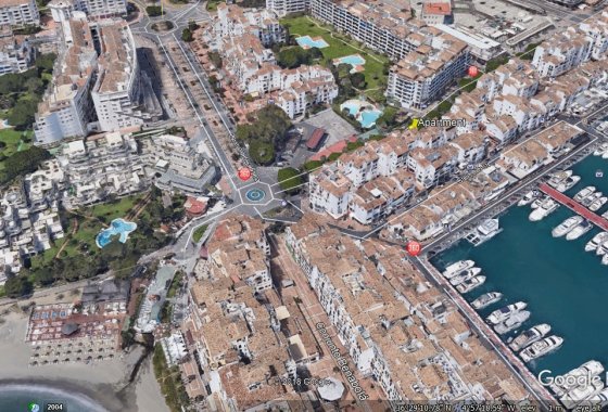 Resale - Apartment - Marbella - Puerto Banús