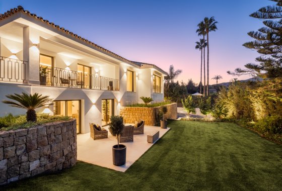 Resale - Villa - Marbella - Nueva Andalucía