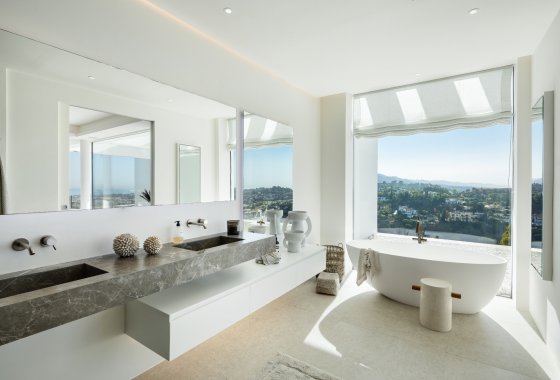 Resale - Villa - Benahavis - La Quinta