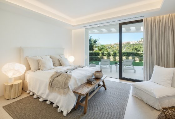 Resale - Villa - Benahavis - La Quinta