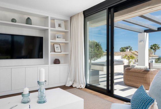 Resale - Villa - Marbella - Los Naranjos de Marbella