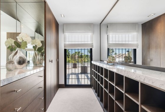 Resale - Villa - Marbella - Los Naranjos de Marbella