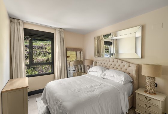 Reventa - Apartment - Marbella - Nueva Andalucía