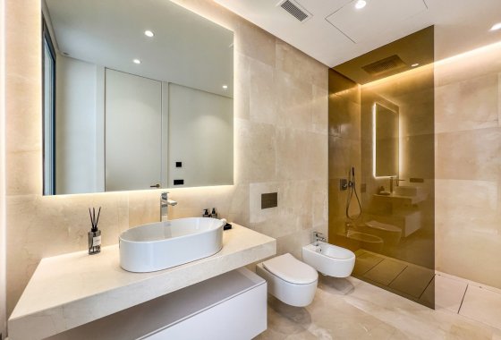 Resale - Villa - Marbella - Golden Mile