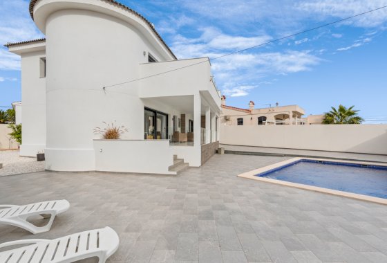 Resale - Villa - Ciudad Quesada