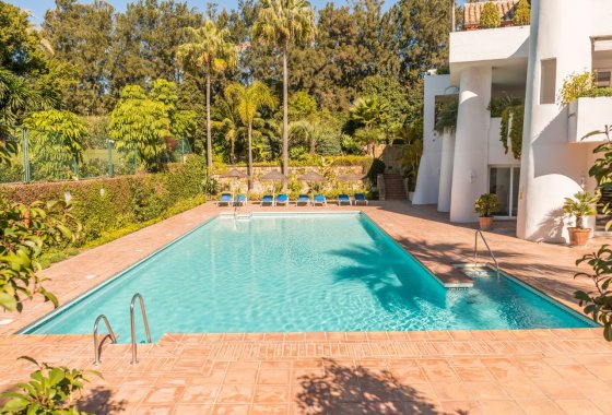 Reventa - Apartment - Estepona