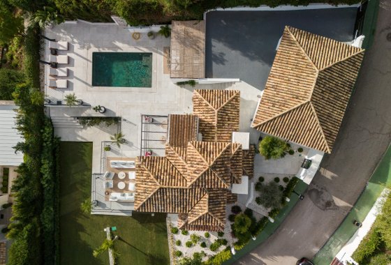 Resale - Villa - Marbella - Los Naranjos de Marbella