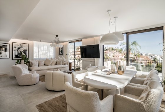 Resale - Villa - Marbella - Los Naranjos de Marbella