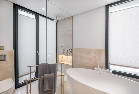 Resale - Villa - Estepona - El Paraíso