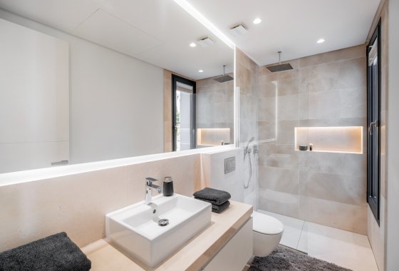 Resale - Villa - Estepona - El Paraíso