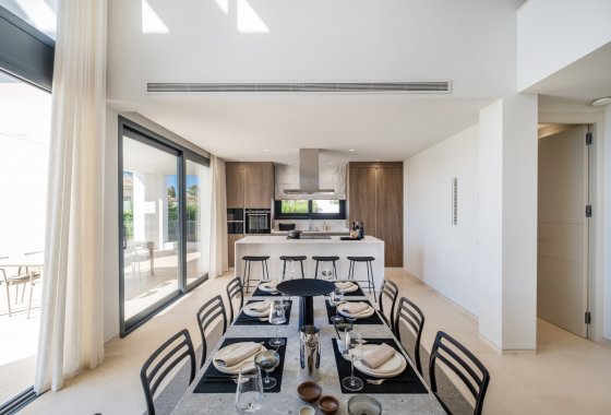 Resale - Villa - Estepona - El Paraíso