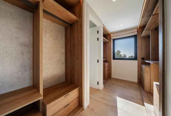 Resale - Villa - Marbella - Nagueles