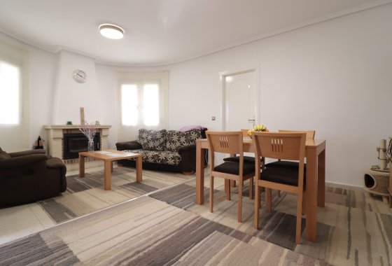 Resale - Villa - Benijofar - Monte Azul