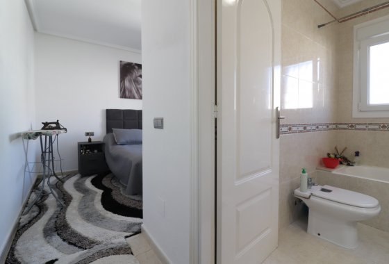 Resale - Villa - Benijofar - Monte Azul