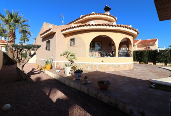 Resale - Villa - Benijofar - Monte Azul