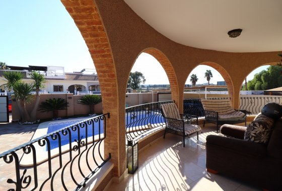 Resale - Villa - Benijofar - Monte Azul