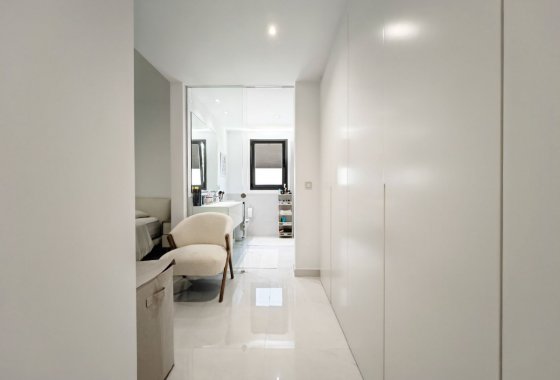 Resale - Apartment - Estepona - New Golden Mile