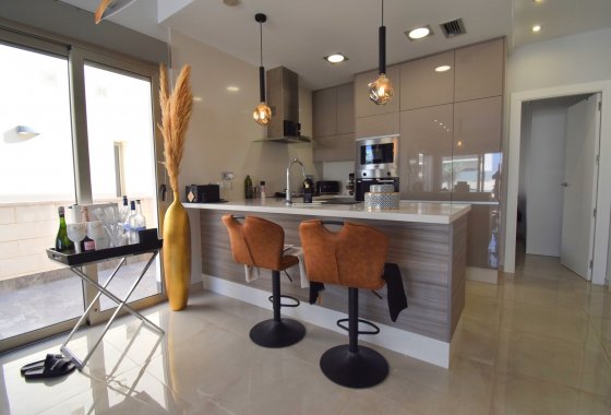 Resale - Villa - Orihuela Costa - Villamartin