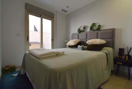 Resale - Villa - Orihuela Costa - Villamartin