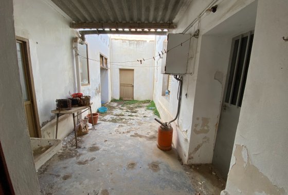 Wiederverkauf - Stadthaus - Salinas