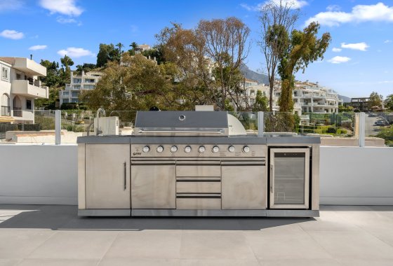 Resale - Apartment - Marbella - Nueva Andalucía