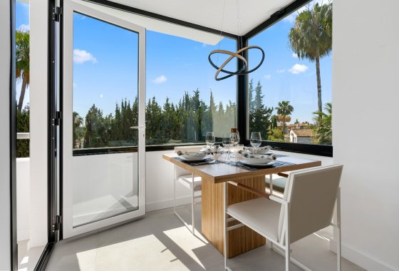 Resale - Apartment - Marbella - Nueva Andalucía
