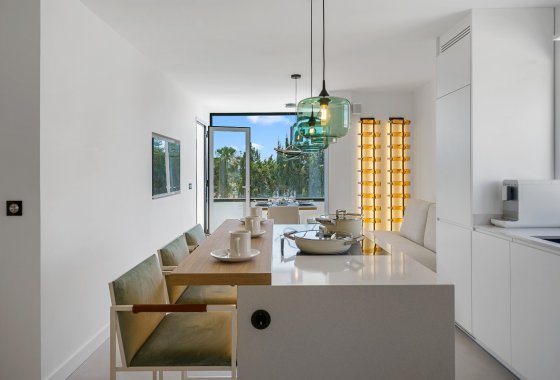 Resale - Apartment - Marbella - Nueva Andalucía