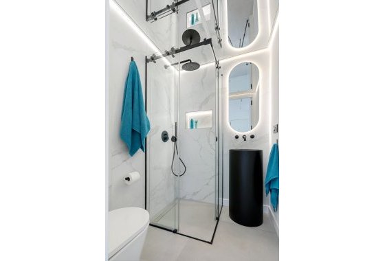 Resale - Apartment - Marbella - Nueva Andalucía