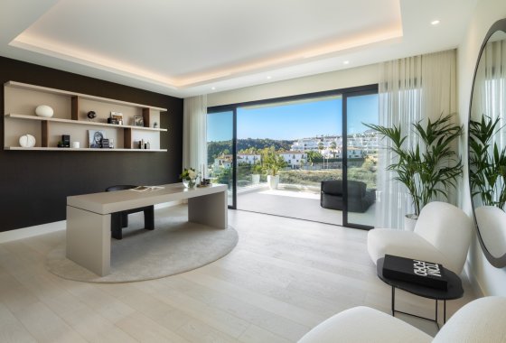 Resale - Villa - Estepona - Selwo