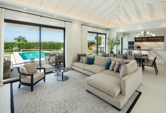 Resale - Villa - Marbella - Nueva Andalucía