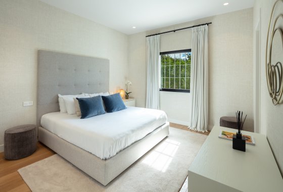 Resale - Villa - Marbella - Nueva Andalucía