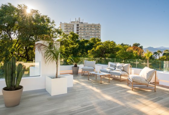 Resale - Villa - Marbella - Nueva Andalucía