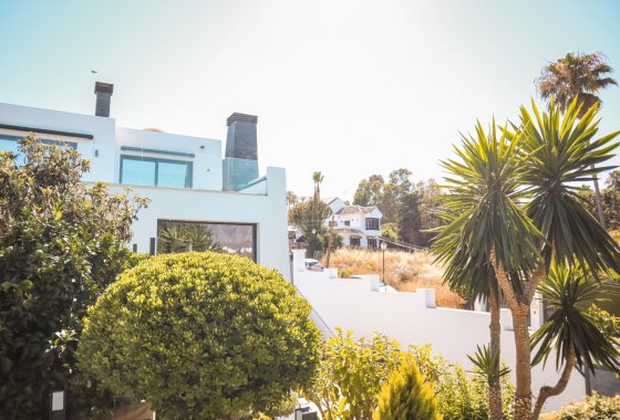 Resale - Villa - Marbella - Nueva Andalucía