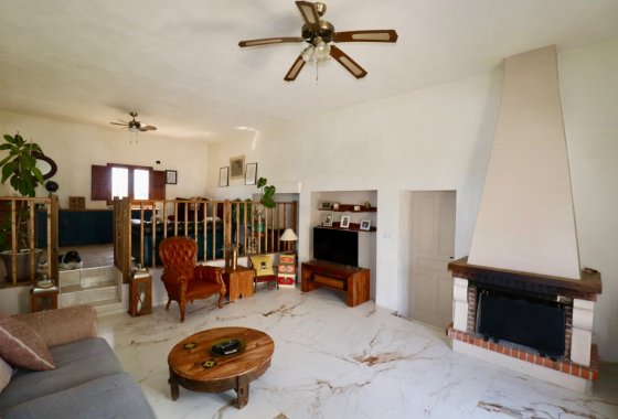 Resale - Country House - Dolores